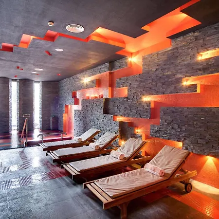 Hotel Barcelo Bay - Adults Only