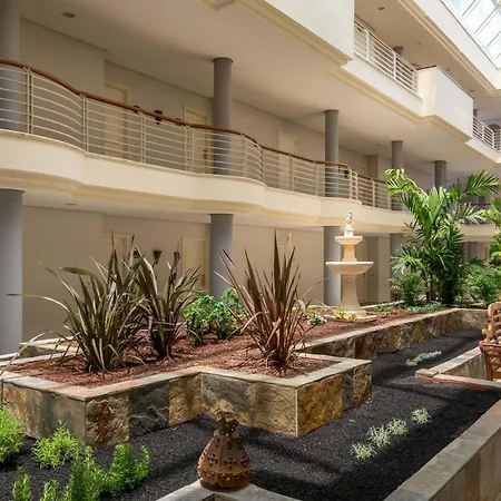 Barcelo Bay - Adults Only מלון 4*