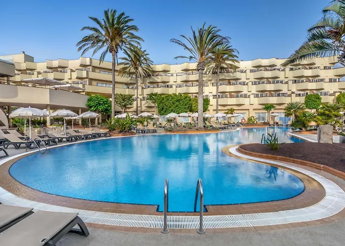 Barcelo Bay - Adults Only מלון קורלחו