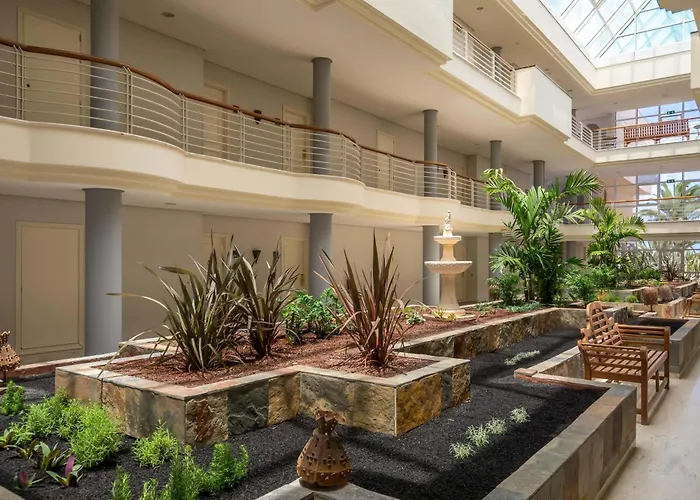 Barcelo Bay - Adults Only מלון 4*