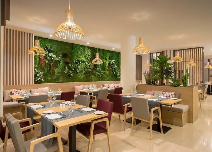 Barcelo Bay - Adults Only מלון 4*