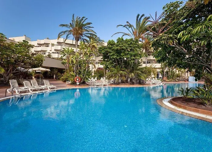 Barcelo Bay - Adults Only מלון קורלחו