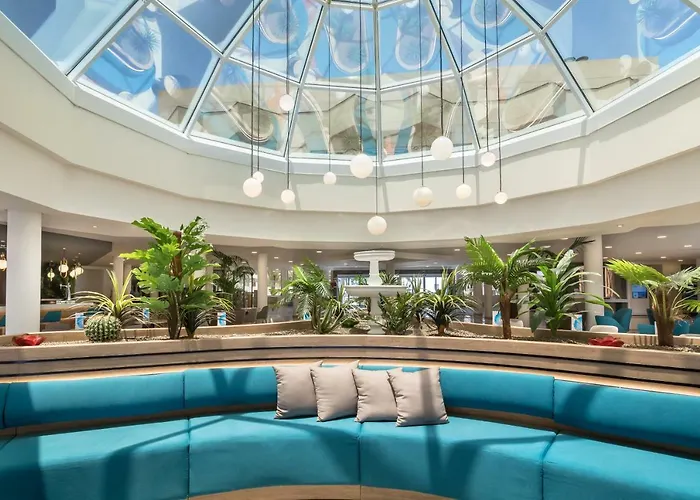 מלון Barcelo Bay - Adults Only 4*