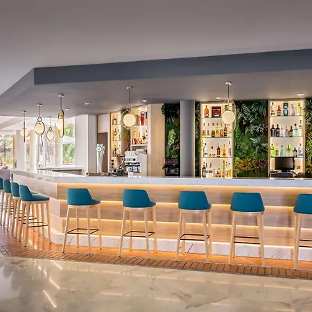 科拉莱霍湾巴瑟罗度假酒店-仅限成人 酒店