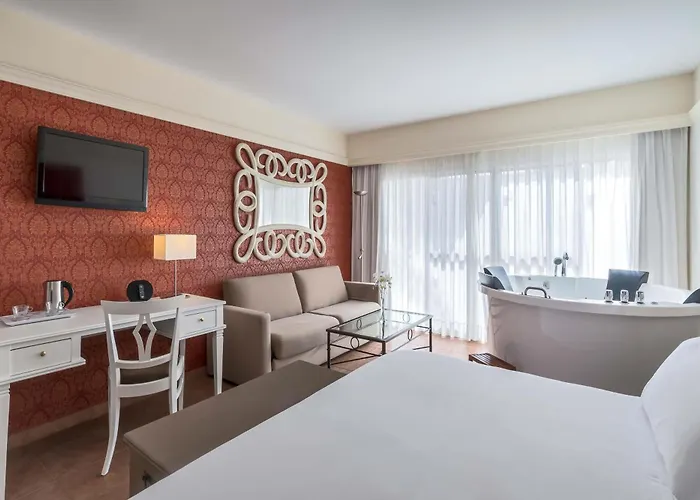 Hotel Barceló Bay - Adults Only 4*
