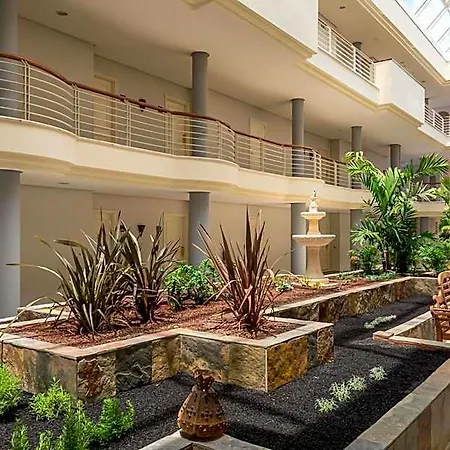 Barceló Bay - للبالغين فقط فندق