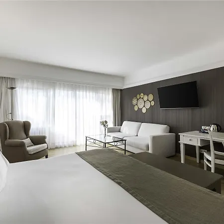 Hotel Barcelo Bay - Adults Only