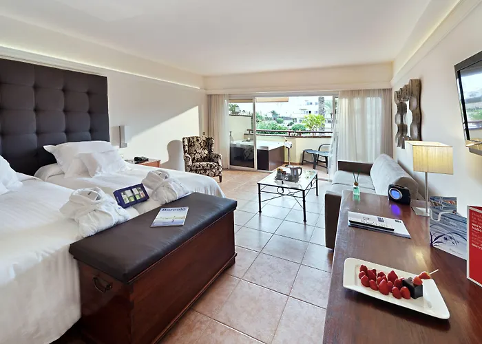 Barceló Bay - только для взрослых