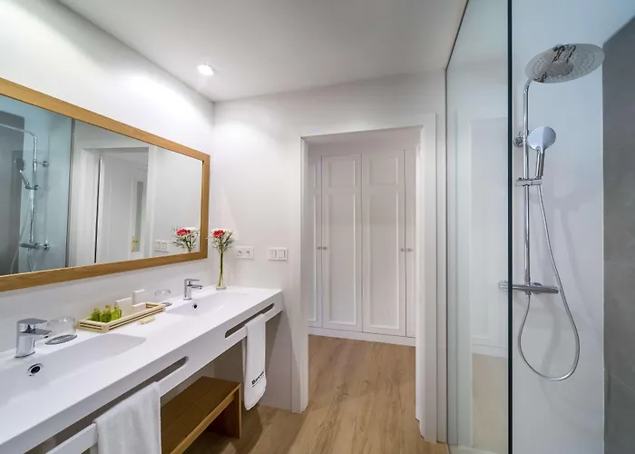 Barceló Bay - только для взрослых 4*